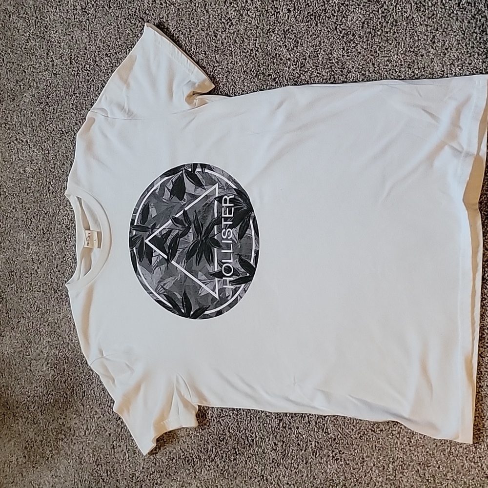 Men's size L Hollister shirt
